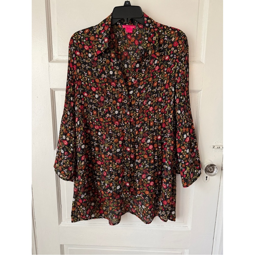 Sunny Leigh Colorful Floral Pleated Peasant Top Button Down Slit Flutter Sleeve - Picture 2 of 13